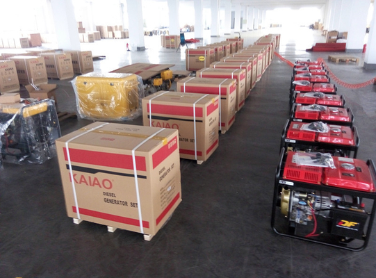 เครื่องกําเนิดดีเซลคอมแพคคต์ เครื่องกําเนิดไฟฟ้าออนไลน์ 5KW พร้อมเครื่องเย็นอากาศมืออาชีพ